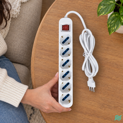 Ciabatta Multipresa Elettrica Con 6 Posti Schuko Con Interruttore Per Accensione