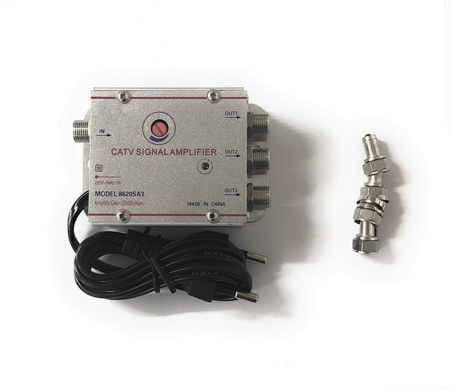 Amplificatore per antenna televisiva con uscite multiple per decoder e per la TV
