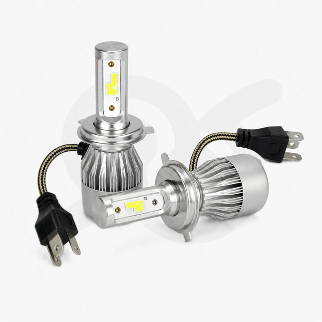 Coppia Di Lampade A Led per auto con manuale illustrato per sostituire le lampade alogene