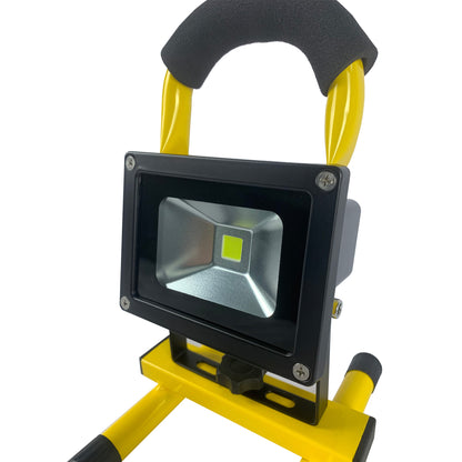 Faro LED di Emergenza da 10W e 900 lumen, Portatile, Ricaricabile e Impermeabile